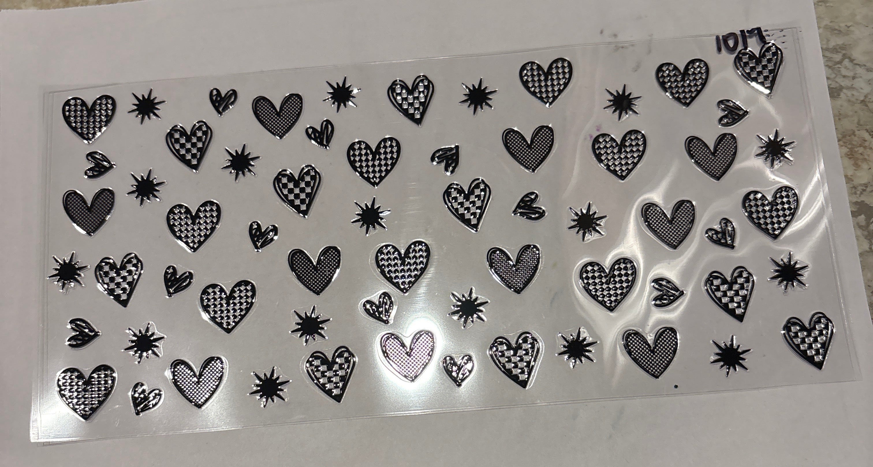 1017 checker hearts