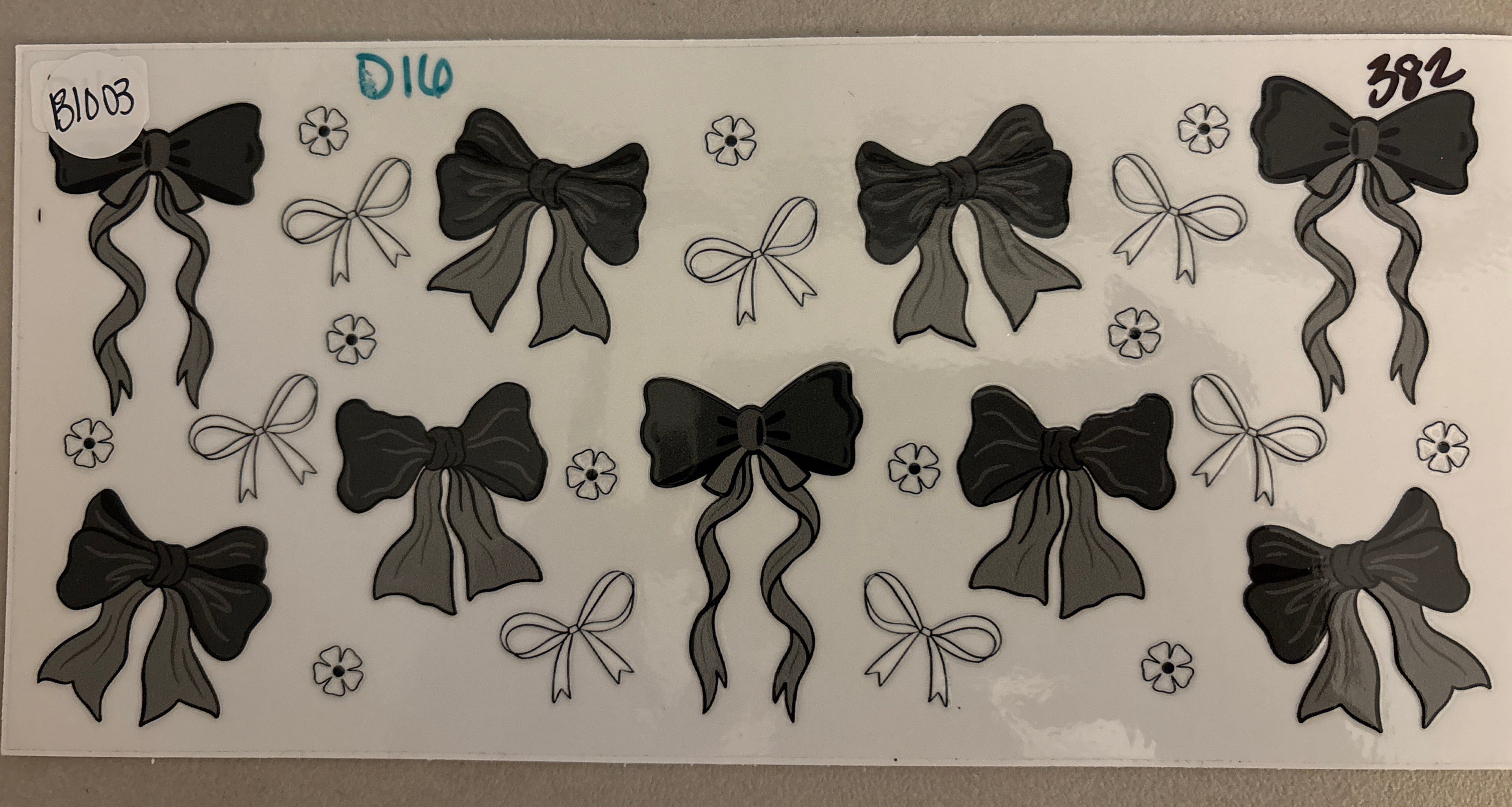 382 black bows