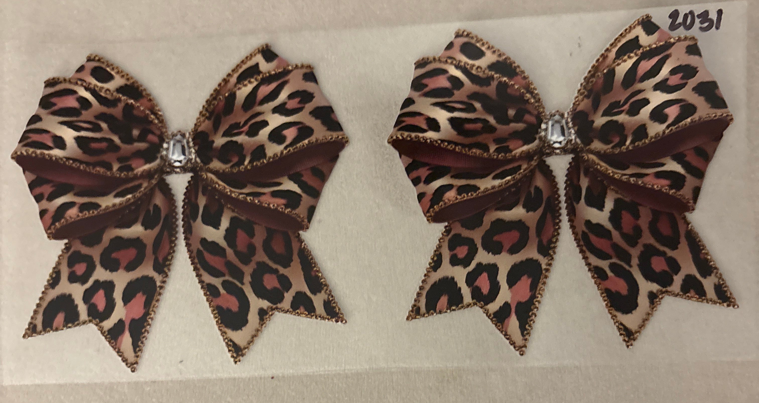 2032 cheetah bows