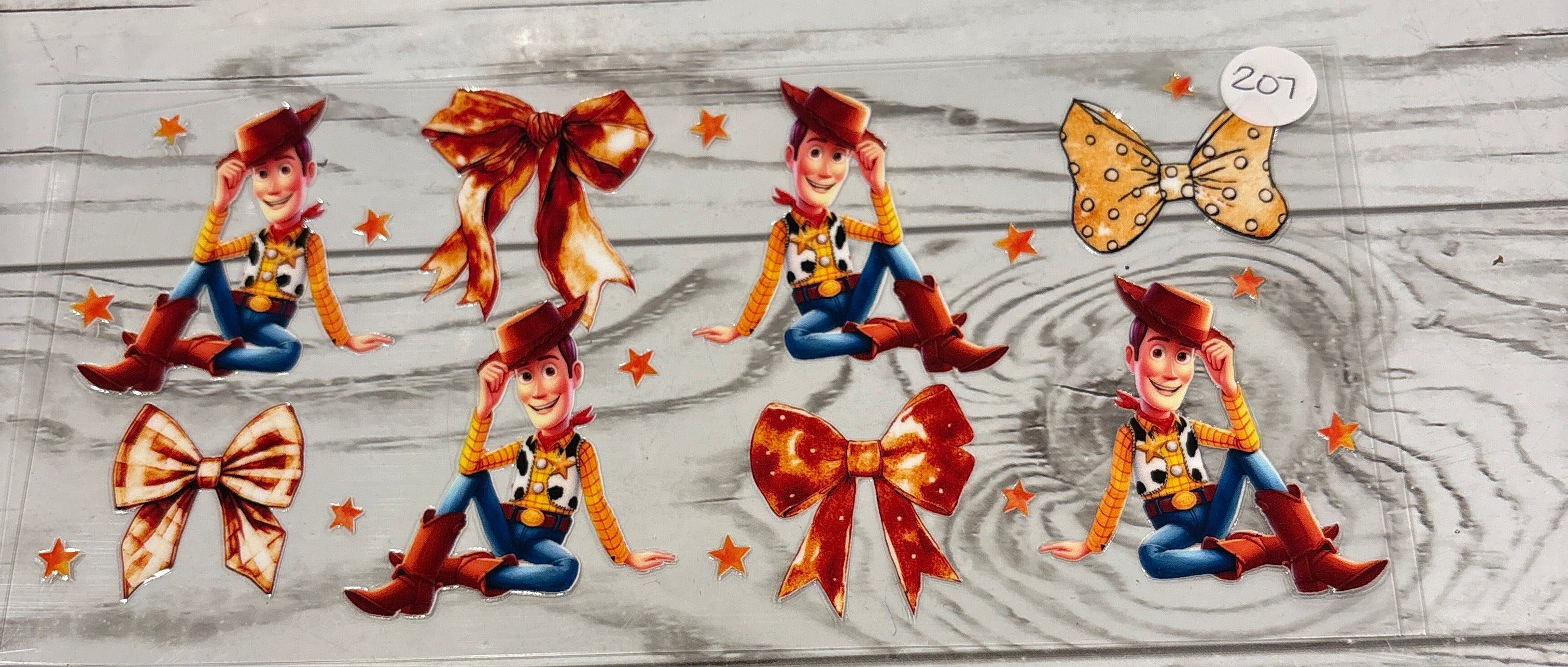 Woody and bows #207