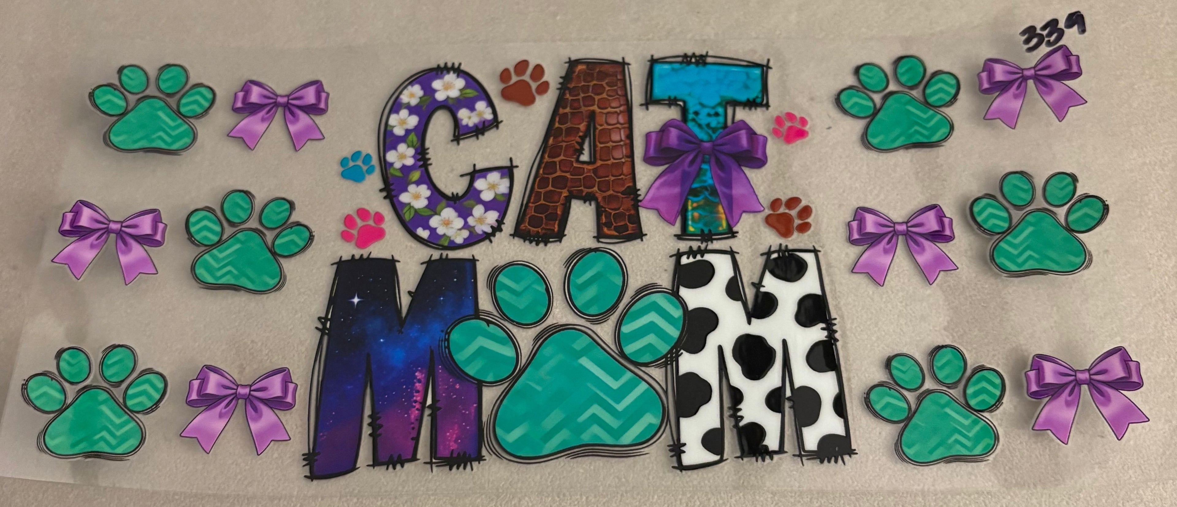 339 cat mom